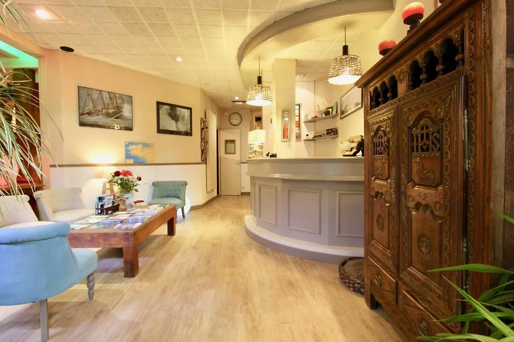 ***  Hotel Des Abers France